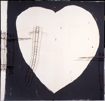 Corazón, andamios y cristales